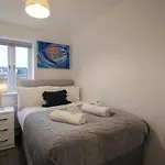 Modern 3 Bedroom House In Central Derby