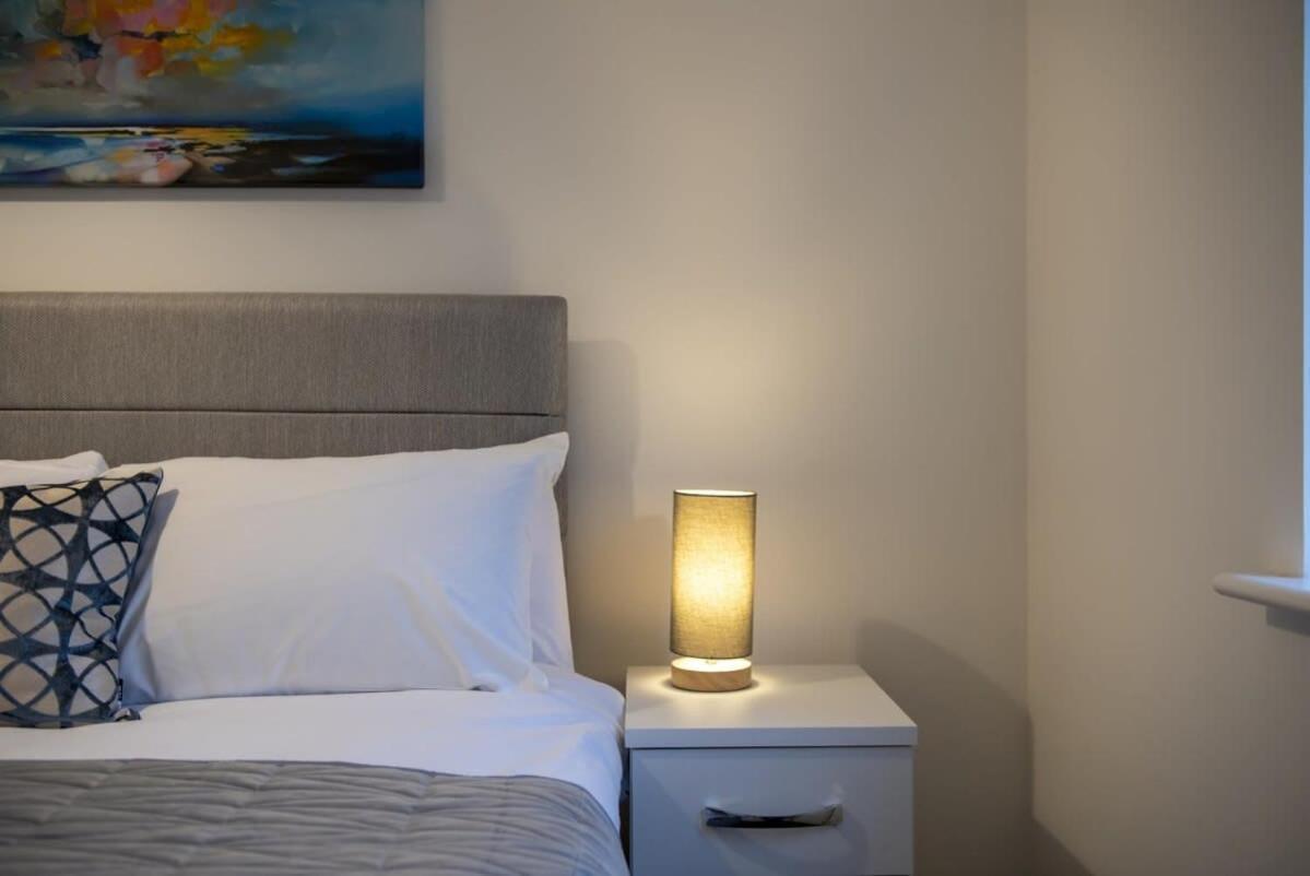 Modern 3 Bedroom House In