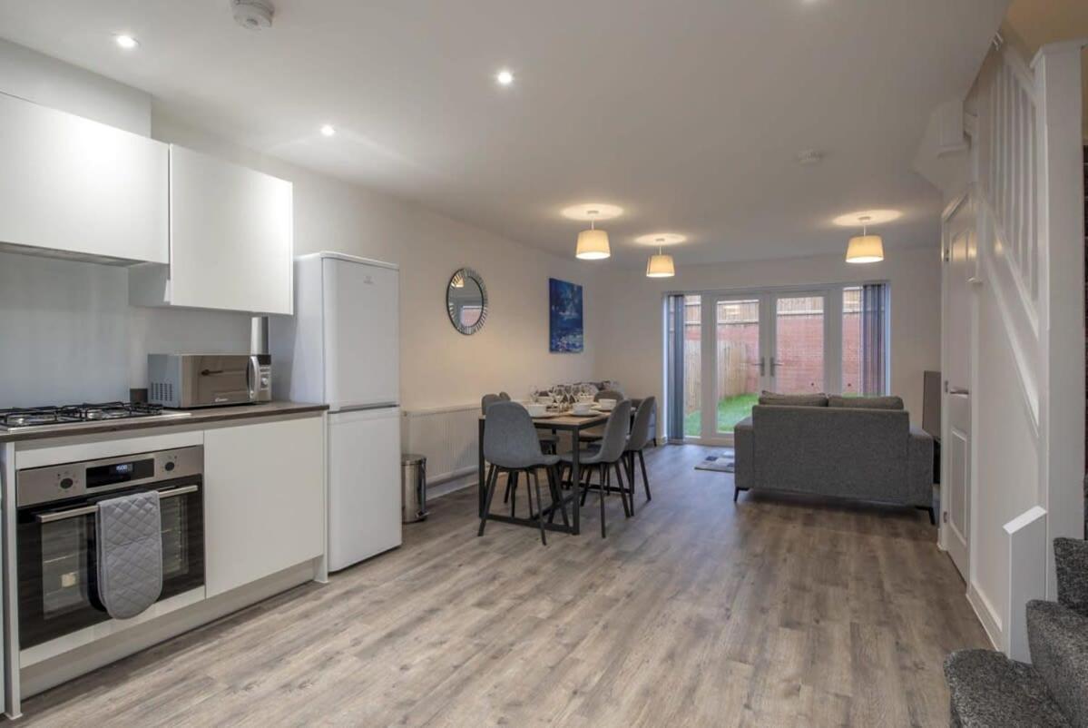 Ferienhaus Modern 3 Bedroom House In